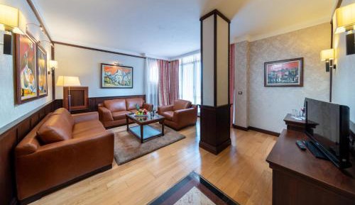 Vise Presidential Suite