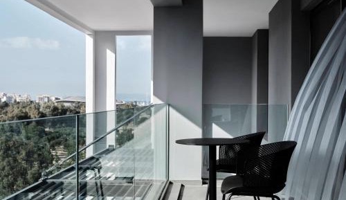 Superior King Suite