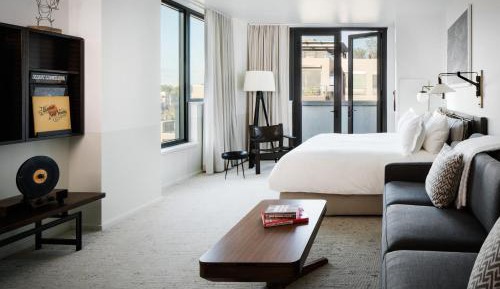 Terrace - King Bed