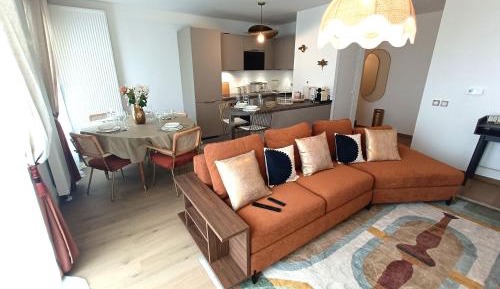 Two-Bedroom Deluxe Apartment