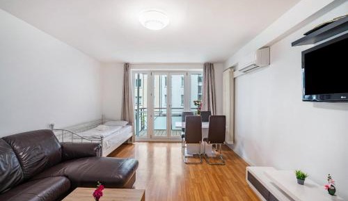 Superior One-Bedroom Apartment with Balcony