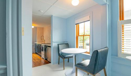 Deluxe Family Suite