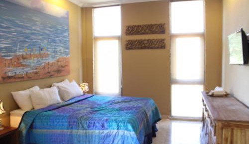 One-Bedroom Apartment with Private Pool 