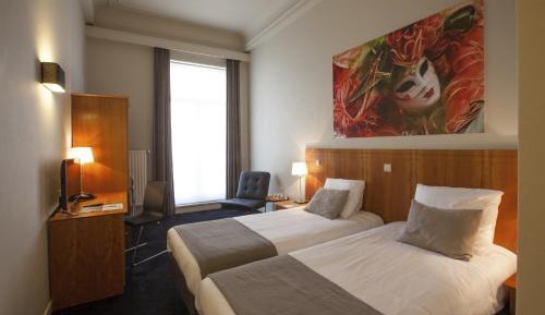 Standard Double or Twin Room with Bath