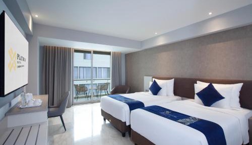 Deluxe Double or Twin Room with Balcony