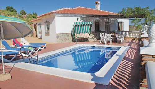 Four-Bedroom Holiday Home