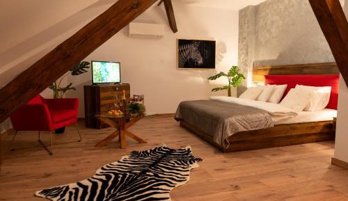 King Room