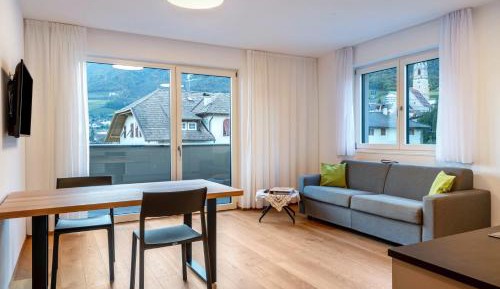 Superior One-Bedroom Apartment with Balcony