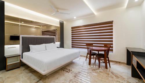 Suite with City View