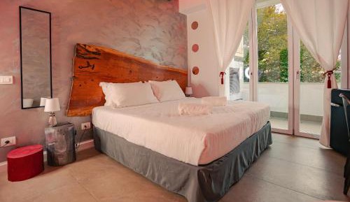 King Room with Balcony