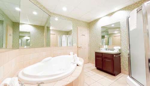 One-Bedroom Suite