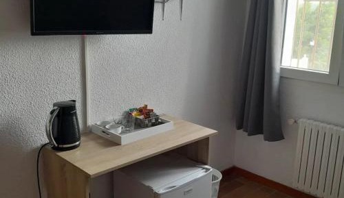 Standard Double Room with Shared Bathroom