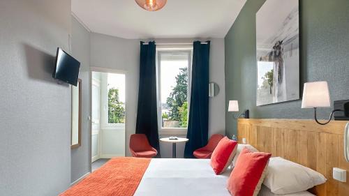 Superior Double or Twin Room with Garden View