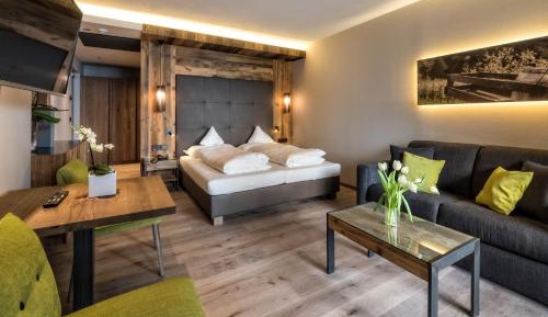 Two-Bedroom Suite with Balcony