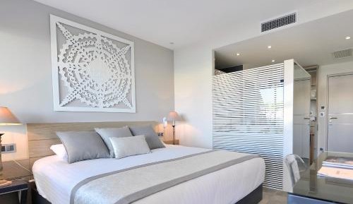 Superior Double Room - Pool view
