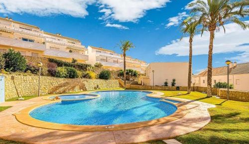 Three-Bedroom Holiday Home 
