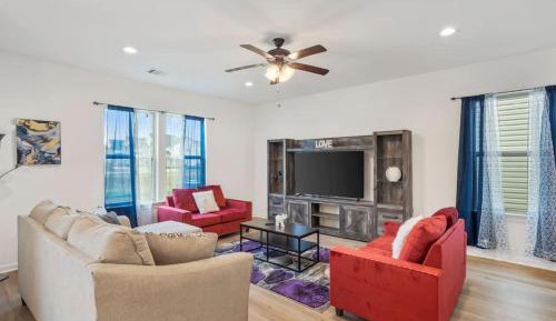 Three-Bedroom Townhouse
