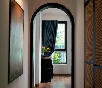 King Suite with Balcony