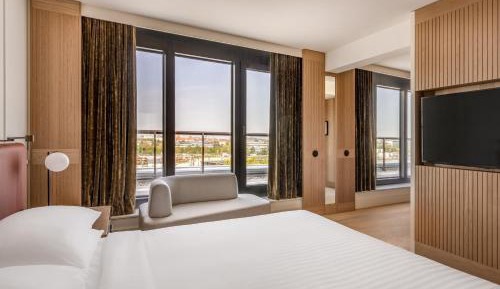 Executive Superior Room - Club Lounge Access
