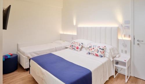 Comfort Triple Room