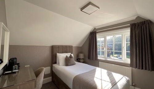 Classic Single Room