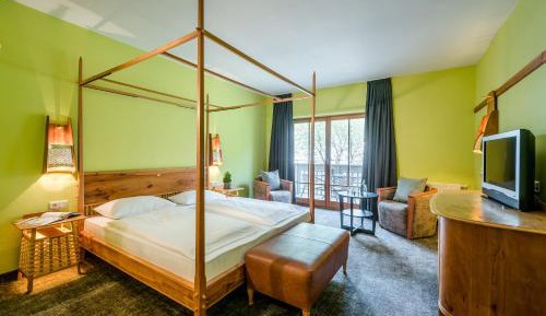 Classic Suite with Balcony