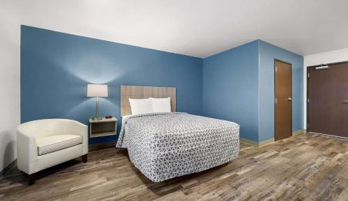 QUEEN SUITE