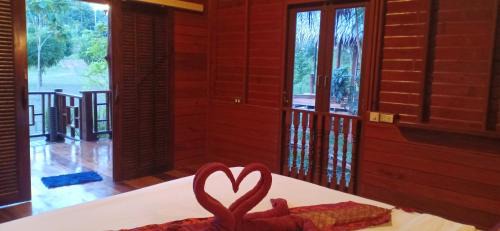 Deluxe Bungalow with Garden View