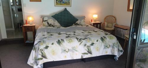 Double or Twin Room with Pool View