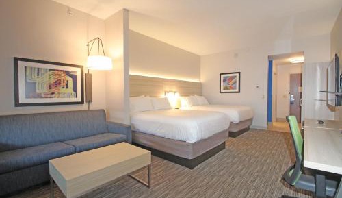 Suite with Two Beds - Non-Smoking