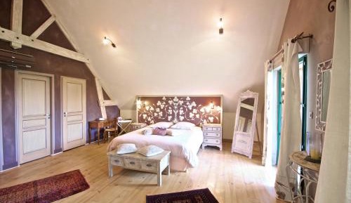 Suite (2-6 Adults)