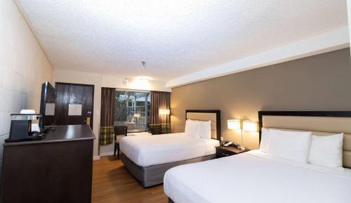 Queen Room with Two Queen Beds - Non-Smoking