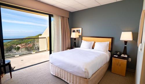 Deluxe Double Room with Balcony and Sea View