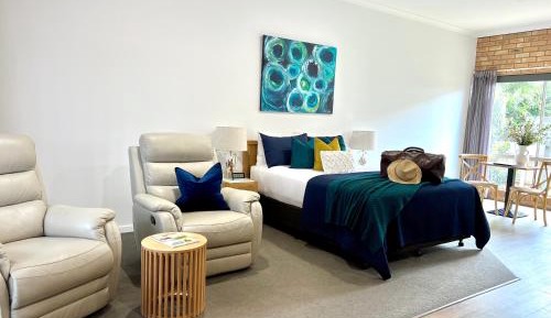Deluxe Queen Room