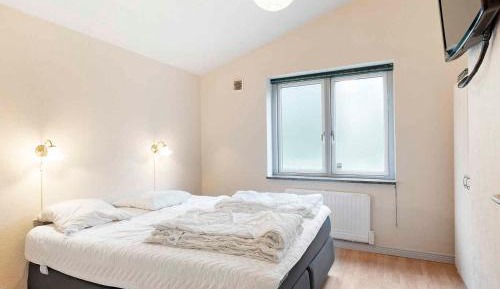 Four-Bedroom Holiday Home