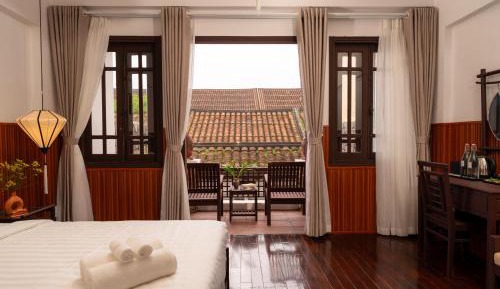 Deluxe Double Room with Balcony