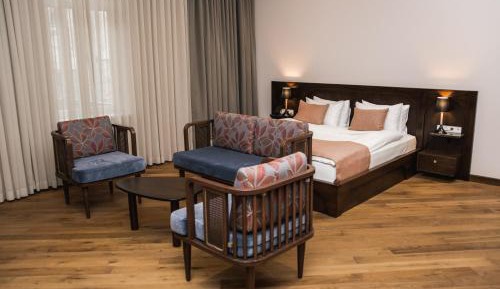 Suite with Balcony