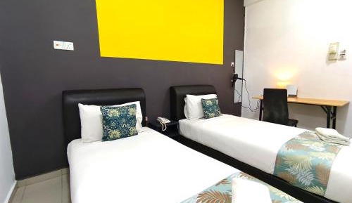 Large Twin Room
