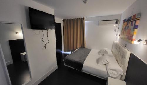 Economy Twin Room