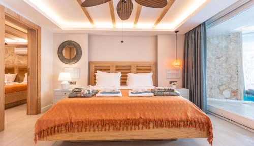 Suite with Private Pool