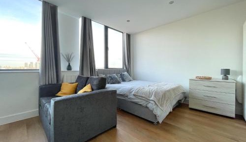 Studio Apartment