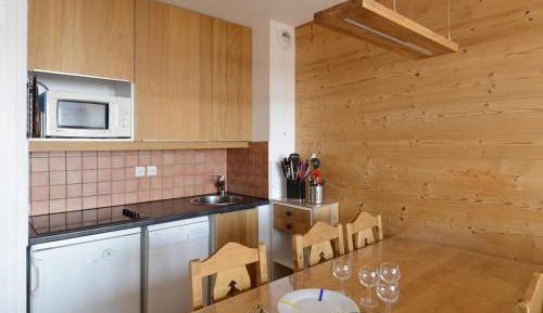 Apartment (6 Adults)