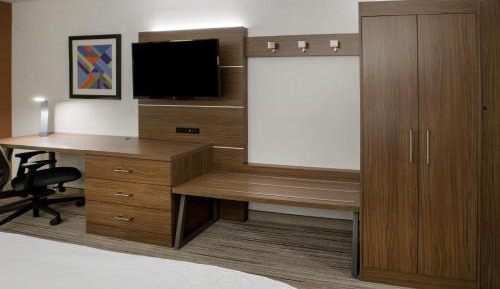 Standard Room with Two Queen Beds