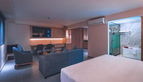 King Suite