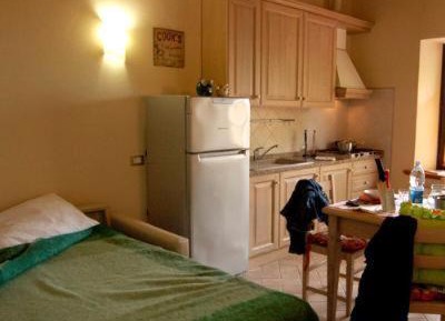 Studio Apartment