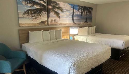 Executive Queen Room with Two Queen Beds - Non-Smoking