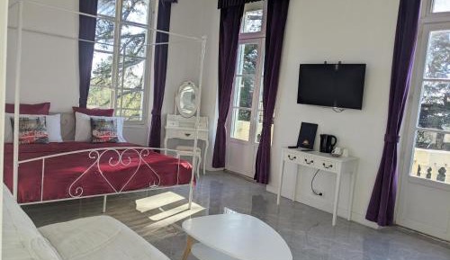 Suite with Spa Bath