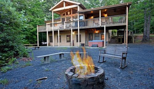 Six-Bedroom Holiday Home