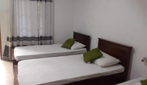 Basic Triple Room