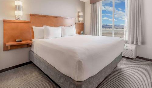 King Room with Sofa Bed - High Floor